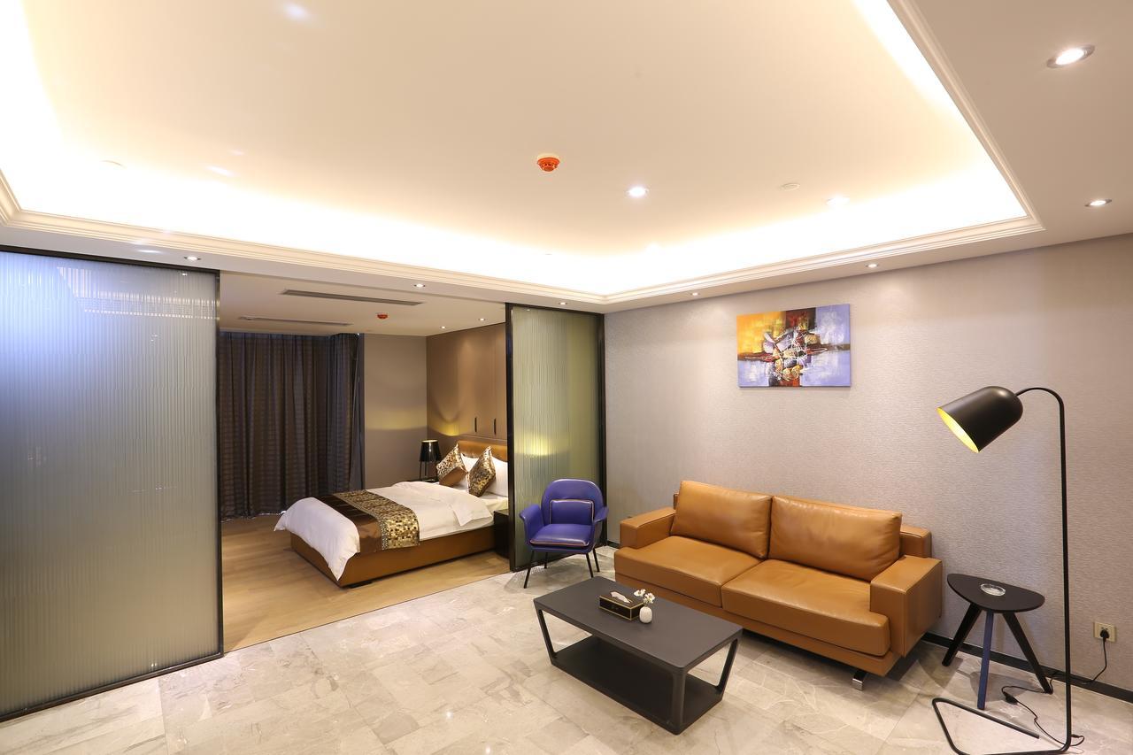 Aoyou International Apartment Hotel A Mall Brunch Cantón Exterior foto